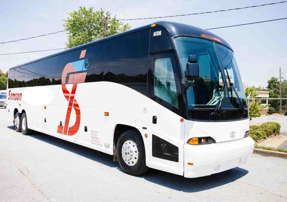 Charter Buses in Atlanta – Hire Professional Companies to Take You Anywhere